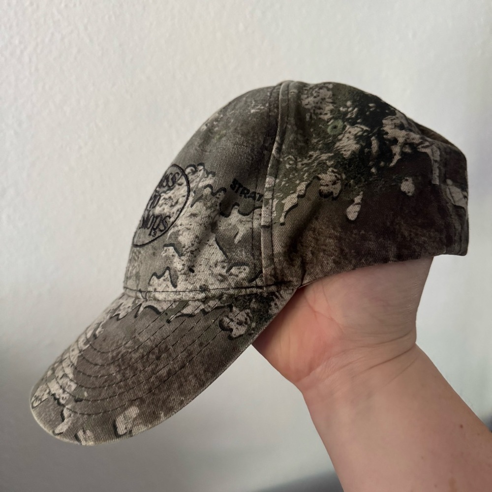 Authentic Bass Pro Shops Logo Camo Mens TrueTimber Strata SnapBack Hat Outdoors - Picture 3 of 10